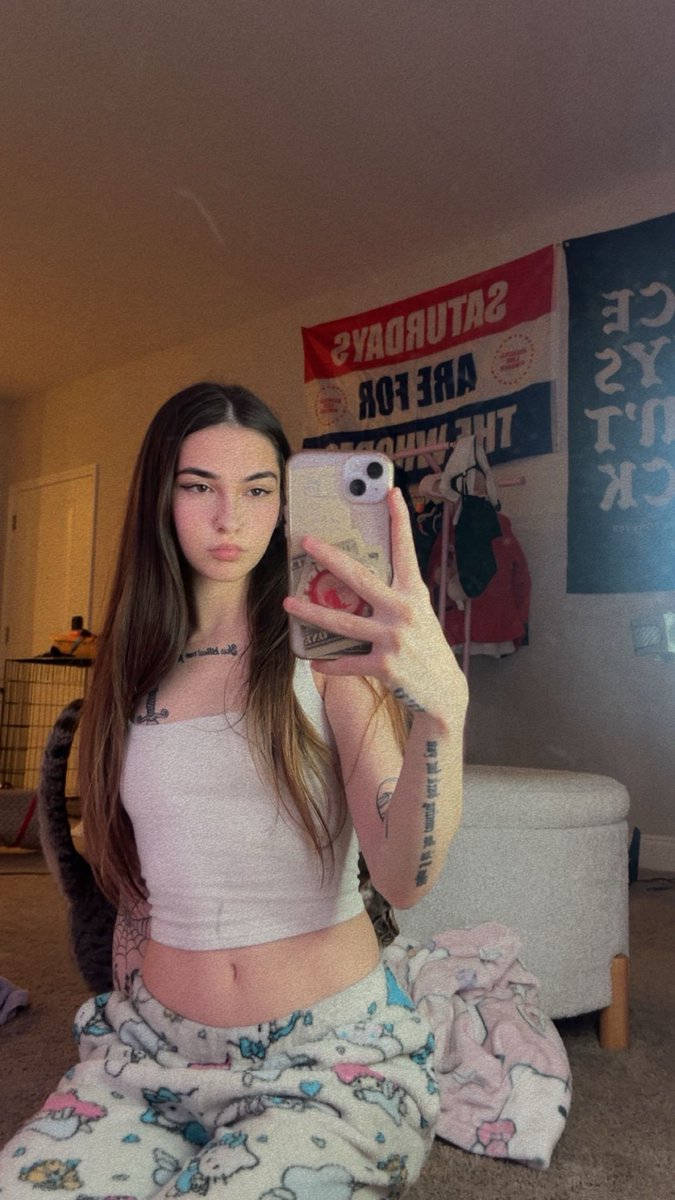 fastlaneflirt's tweet image. Come spoil me like the good loser boy you are 

#findom #fetish #paypig #RaleighNC #CharlotteNC #domme #goddess #princess #ohio #mistress #alt #gothic #tatted #petite #brunette #spoiled #brat #cargirl #cleveland #clevelandohio #spoiled #brat #spoilme #onlyfans #ohiogirl