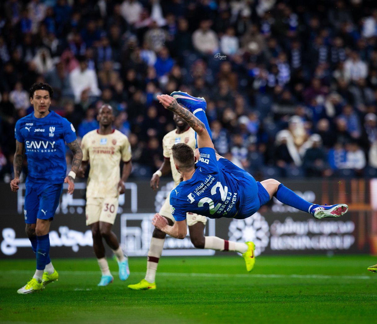 Ryn1y_'s tweet photo. هـدف سيررررجي 📸😍

#الهلال_الفيحاء https://t.co/6zA24PgWVN