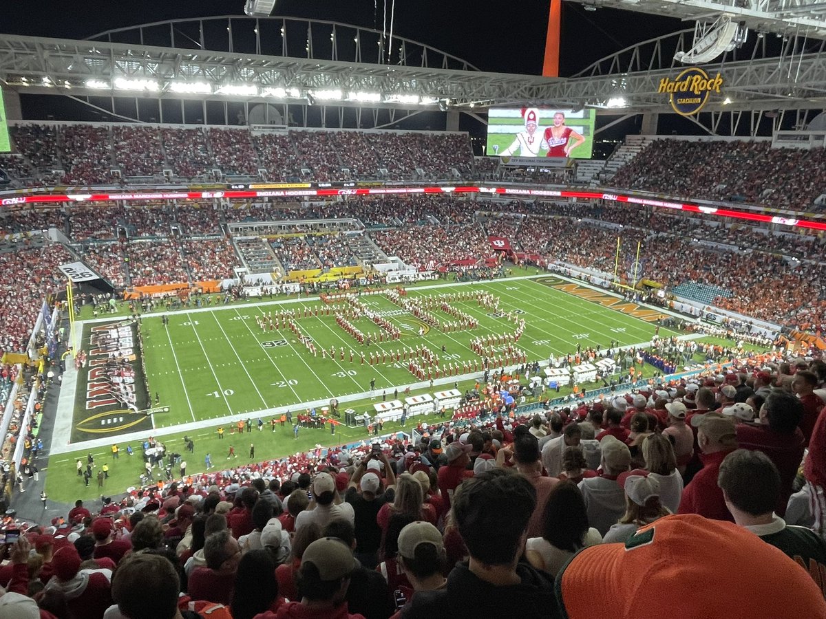 michaelw2000's tweet photo. @Hoosier_Huddle Was our view!!! GO HOOSIERS!!! 💪🏻🏈🥇🏆🚬❤️🤍 https://t.co/oKSrQ4o0JX