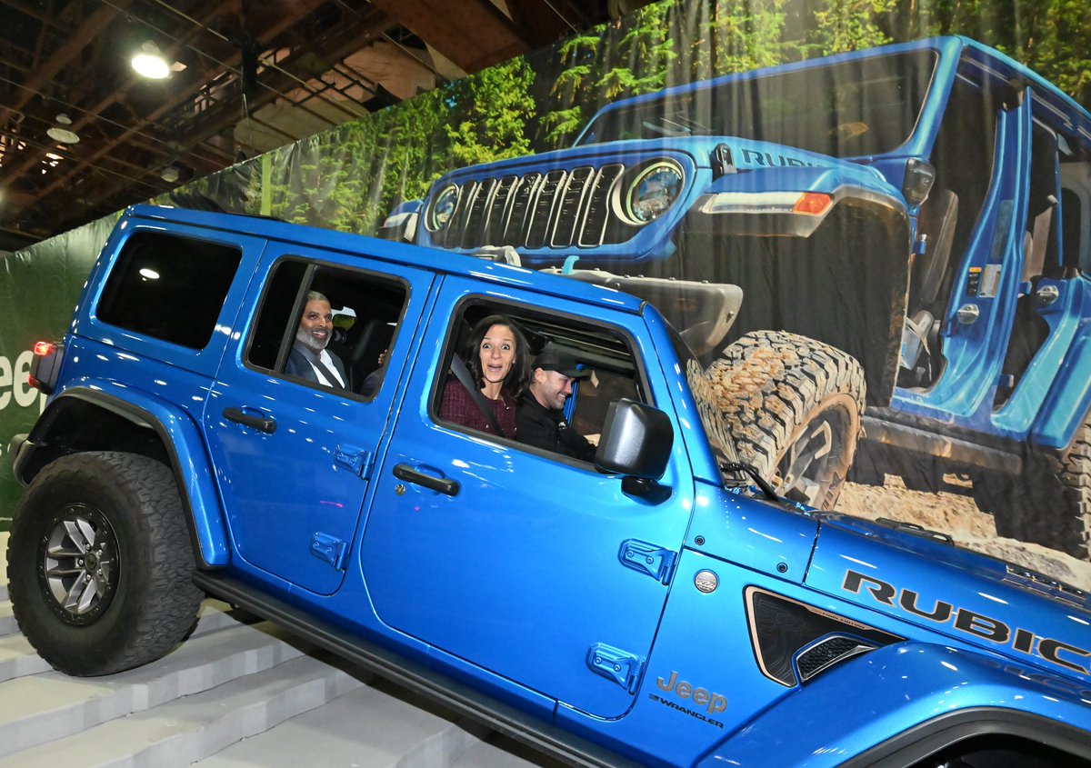 Daniel Mears tweet media