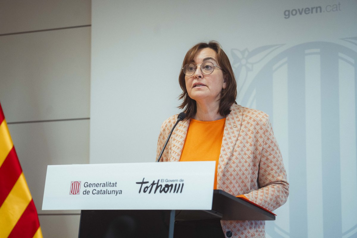 territoricat's tweet image. #Consellera @SilviaPaneque: "Desbloquegem la situació amb un acord que aportarà beneficis per als usuaris i per als treballadors de Renfe".

👉 El @govern, @Renfe, @Adif_es  i els sindicats de maquinistes acorden la realització de mesures de seguretat extraordinàries que l'Estat