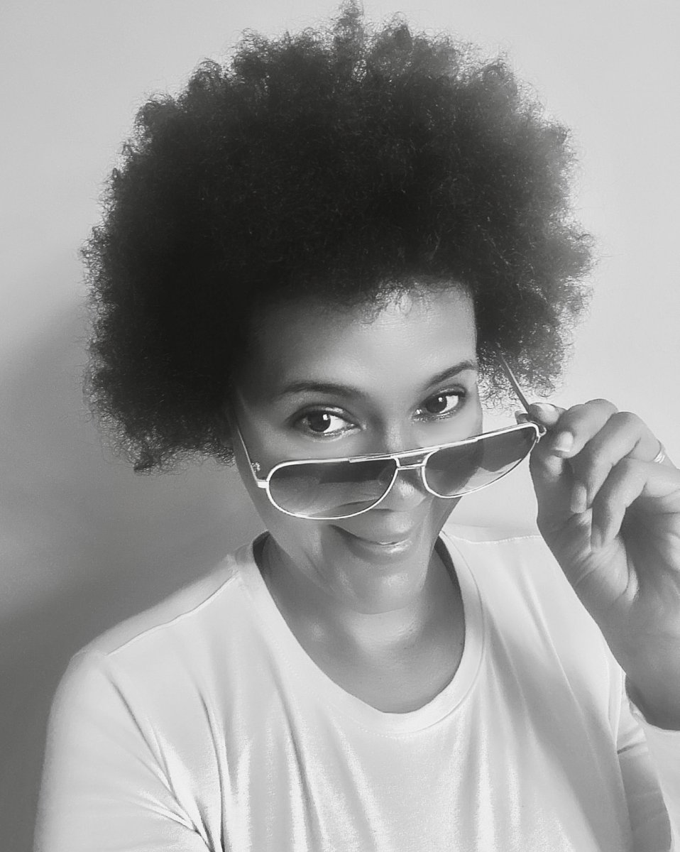 MariaSTsehai's tweet photo. Nasubiri tuelewane vizuri kwanza!
Vipi bado!? Very soon sote #TutaelewanaTu 
It can never be business aa usual - kinachofuata inaitwa The Day of Reckoning
Until then endeleeni kufikiri mi ndo mkorofi! Nipo nawa-zoom tu siongei tena! https://t.co/HLgO5VC7aN