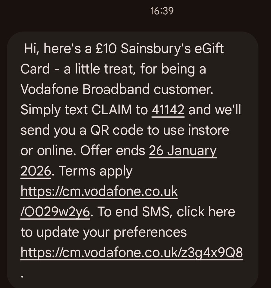Waltons_At_29's tweet photo. @VodafoneUK is this genuine??? https://t.co/X7LTwjXfDE