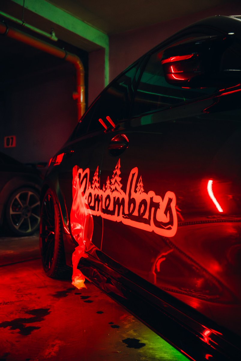 Fresh look for the cold days ahead! 🚀

Seeing the cars stickered up makes the excitement hit different. We can’t wait to show you what we have planned for the snow!🏔️

Which car are you most excited to see in action?👀

#remembers #winteredition2026 #cryptoelite #inviteonly