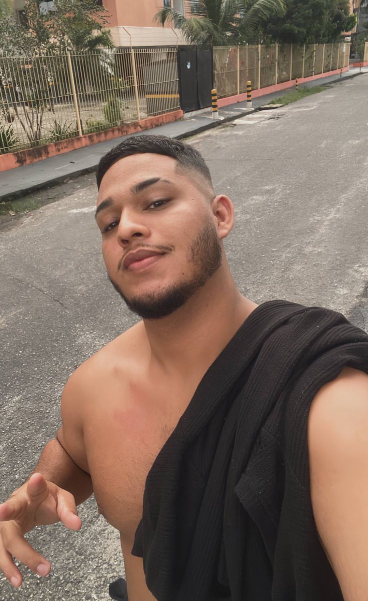 𝐂𝐋𝐄𝐘 𝐕𝐈𝐏 🐉 PRIVACY IN BIO tweet media