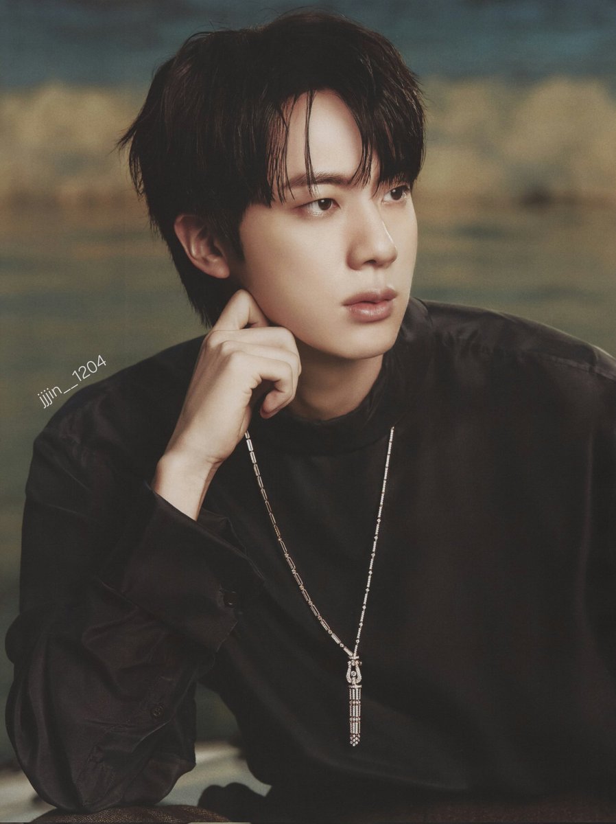 BTSxBRAZIL's tweet image. 📸 #JIN para a Marie Claire Korea 💜