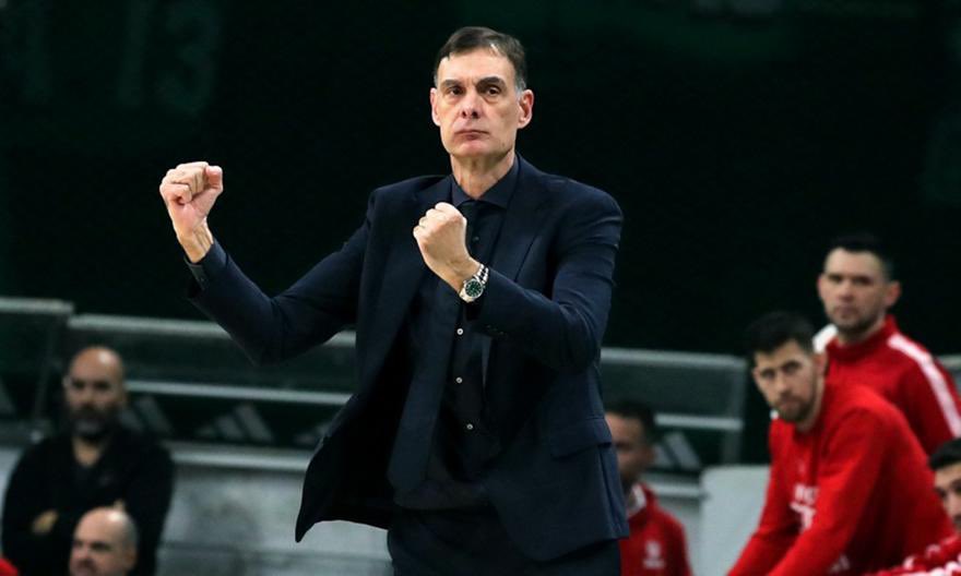 Άλλοι για ένα fuck you Ataman τρέχουν στις γραμματείες και κάνουν ενστάσεις 

Εσύ είσαι ο Γιώργος Μπαρτζωκας και ενώ σου βρίζουν ότι ιερό έχεις δεν βγάζεις άχνα και τους γαμας μέσα στο σπίτι τους. #OlympiacosBC #paobc