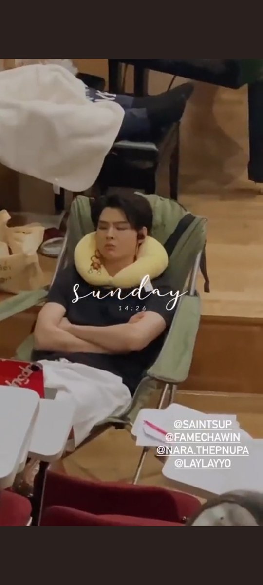 KelKonan's tweet photo. Filming without snacks is tiring... #SingAgainTH Saint As Sol #SaintShinesInEveryRole #Saint_sup https://t.co/kg7tbPRZd9