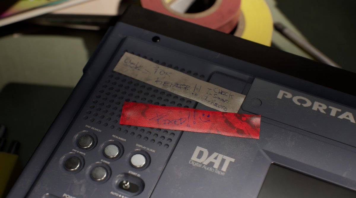 Un proyecto personal, la grabadora es mía y lo demás es de FAB para ambientar. Render de viewport de unreal.