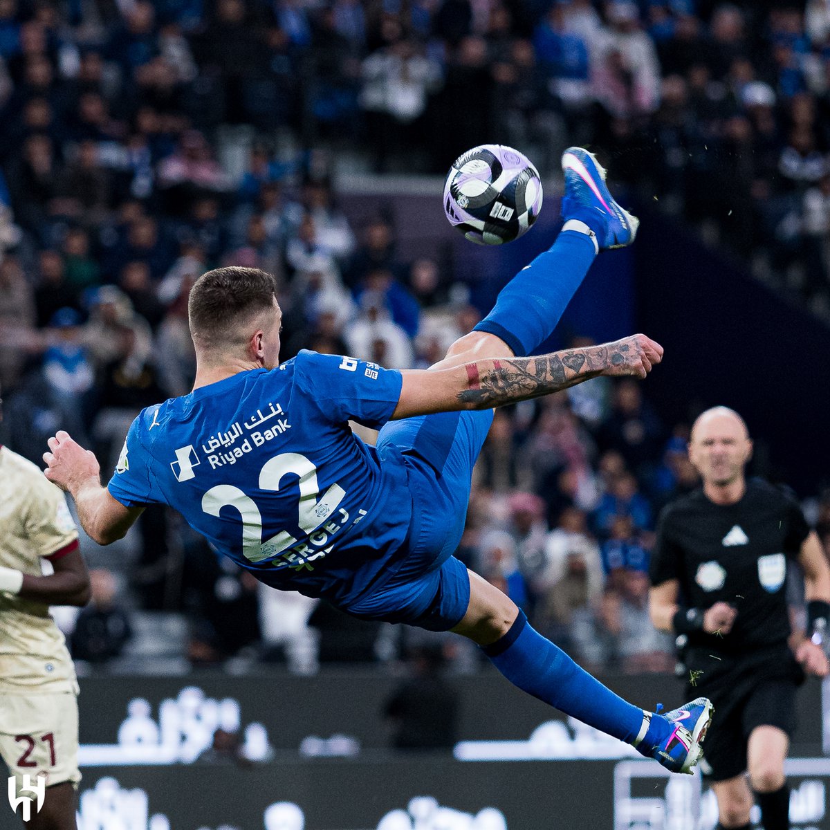 Alhilal_FC's tweet image. كيف لك أن تذهلنا في كل مرة يا "سيرجي"؟ 🤯