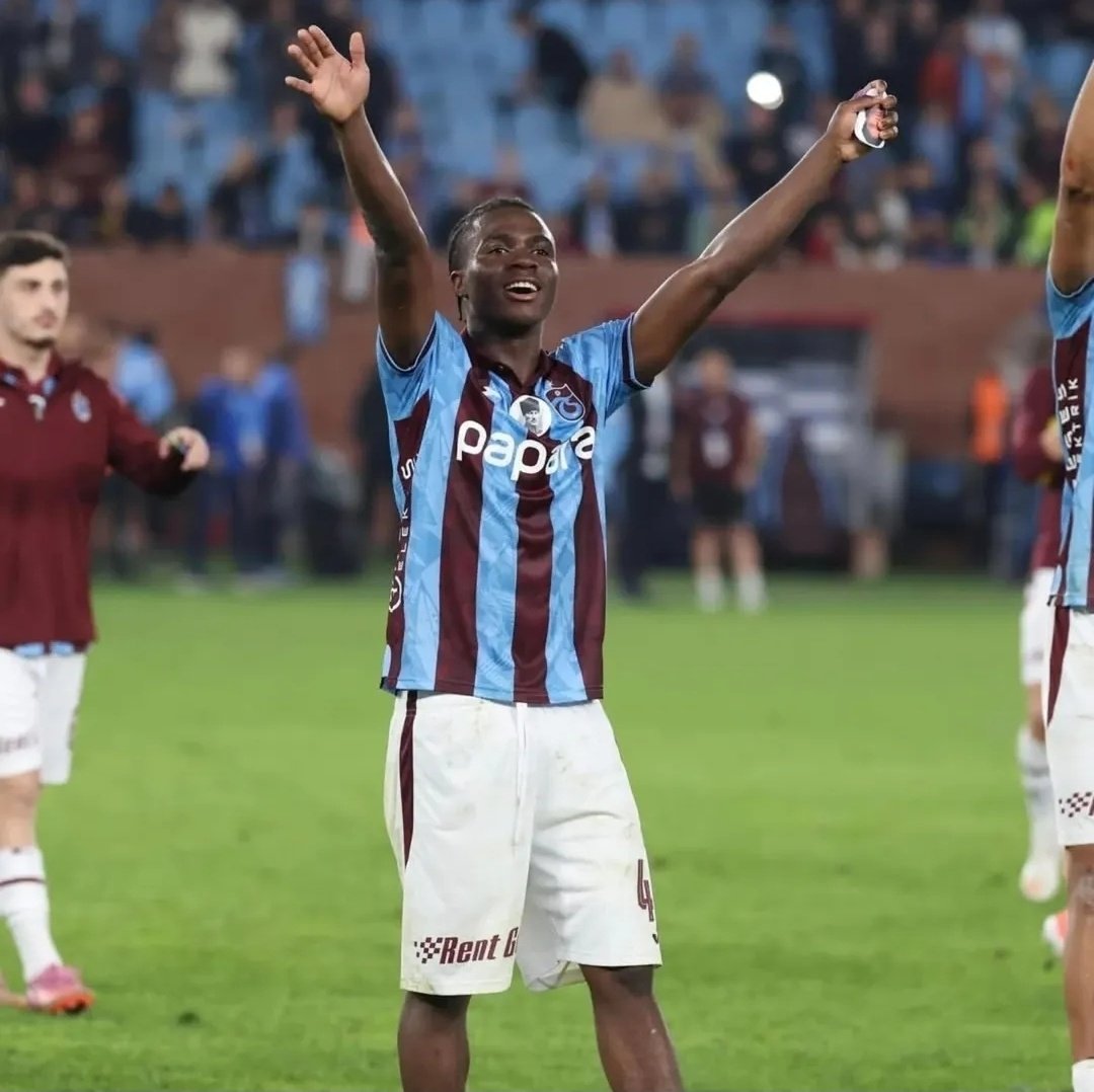 Trabzonspor bir futbolcu fabrikası ise Oluai'nin satılmasında sıkıntı görmüyorum. Ama sıkıntı Gs'ye gitmesi. Eğer Chelsea veya herhangi bir avrupa takımı 30 gs 40 öneriyorsa kesinlikle yurt dışına satılıp Trabzonspor'un oyuncu bulma kalitesi global şekilde kanıtlanmalı.