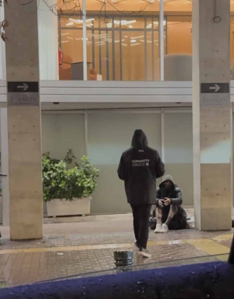 Humanity Greece ® tweet media