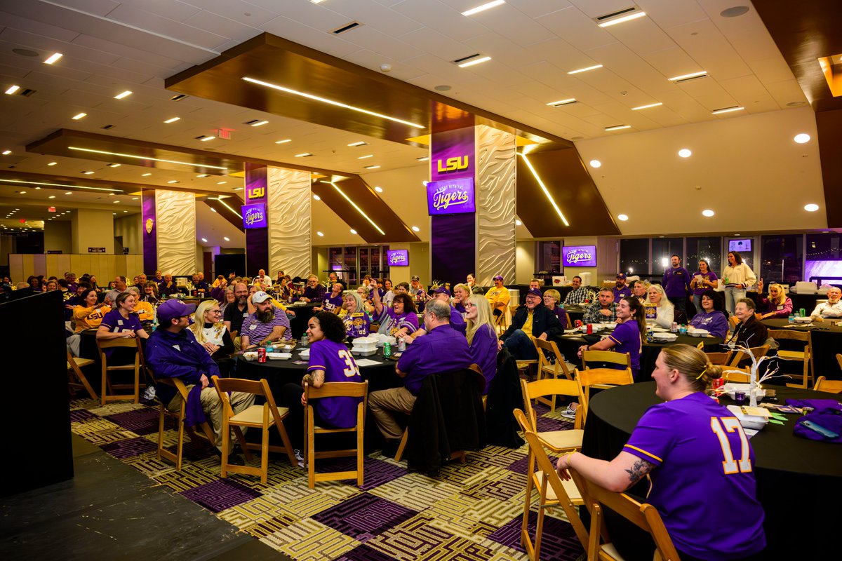 LSU Softball tweet media