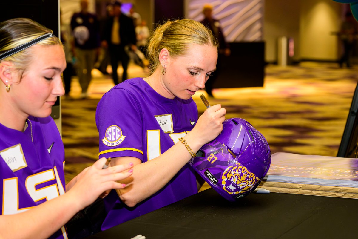 LSU Softball tweet media