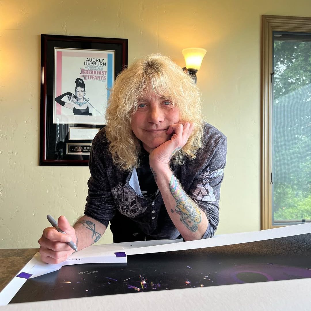 Happy birthday Steven Adler!