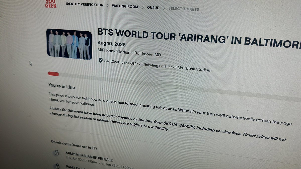 SwtSpringDay613's tweet image. Baltimore is going so slow! @SeatGeek get it together!