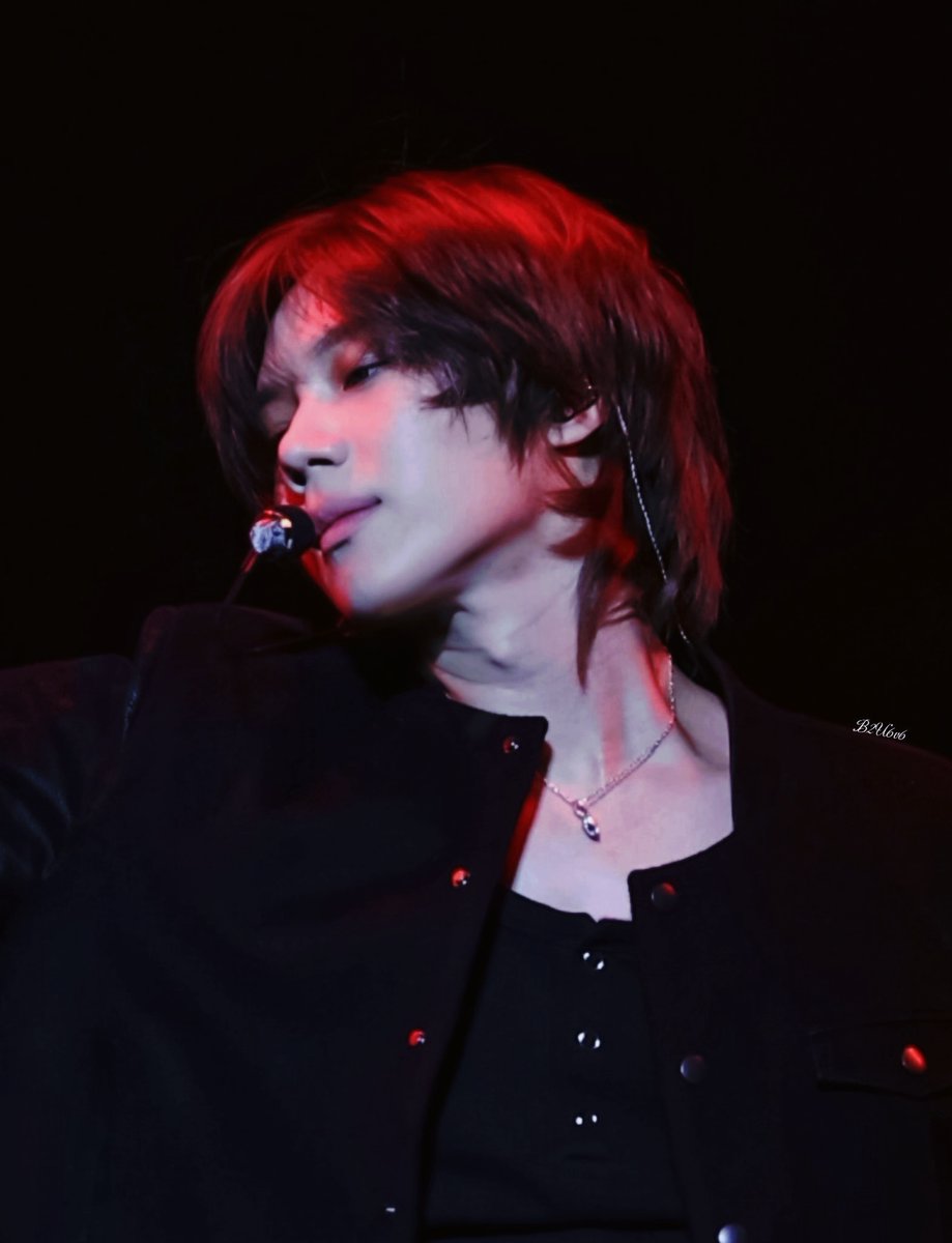 Time flies... 🕊️
Some faces tell a story of hard work, artistry, and transformation. From the boy who danced with his heart to the man who commands the stage with just a glance.
Taemin’s legacy is infinite. 💎
#TAEMIN