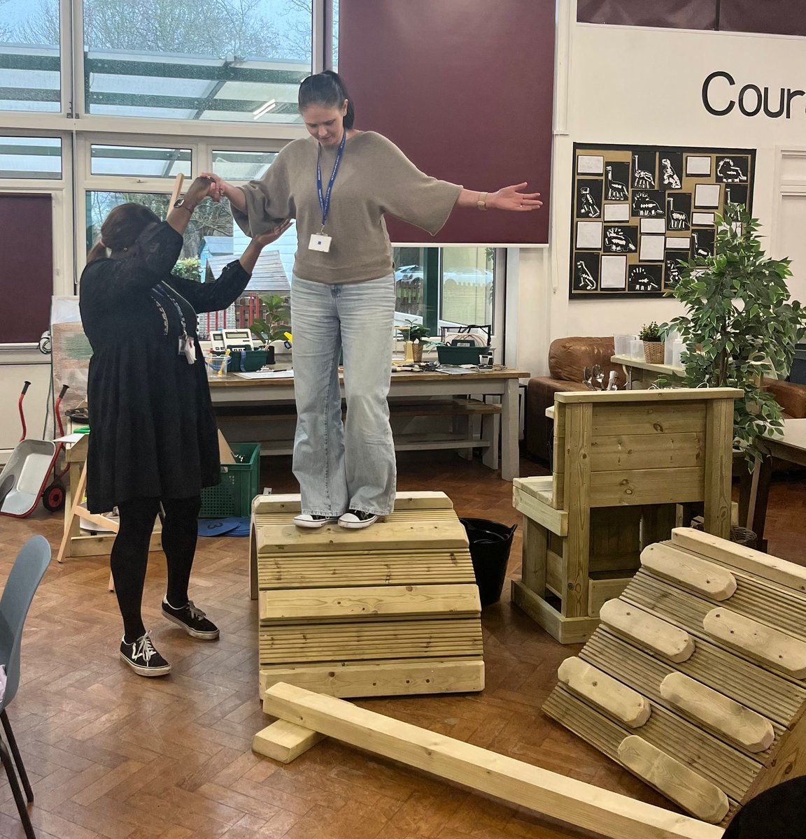 Early Excellence tweet media