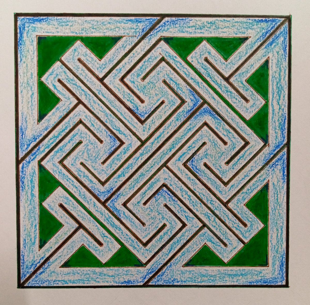 mahayehiays's tweet photo. Key pattern.
#CelticArt #Celtic #KeyPettern #geometry #drawingart #drawings https://t.co/RlvJYOyJ4X