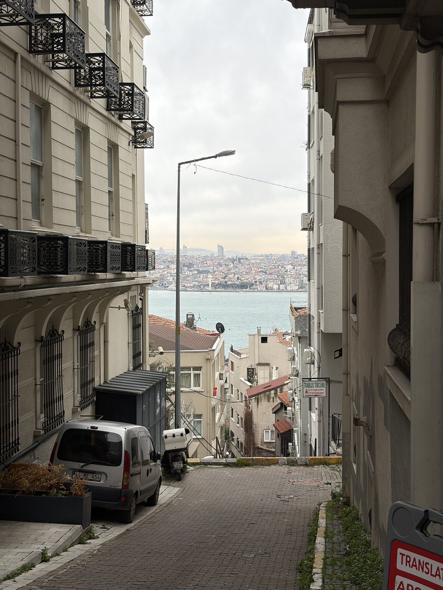 nakulvk's tweet image. DEL-IST
#vacay