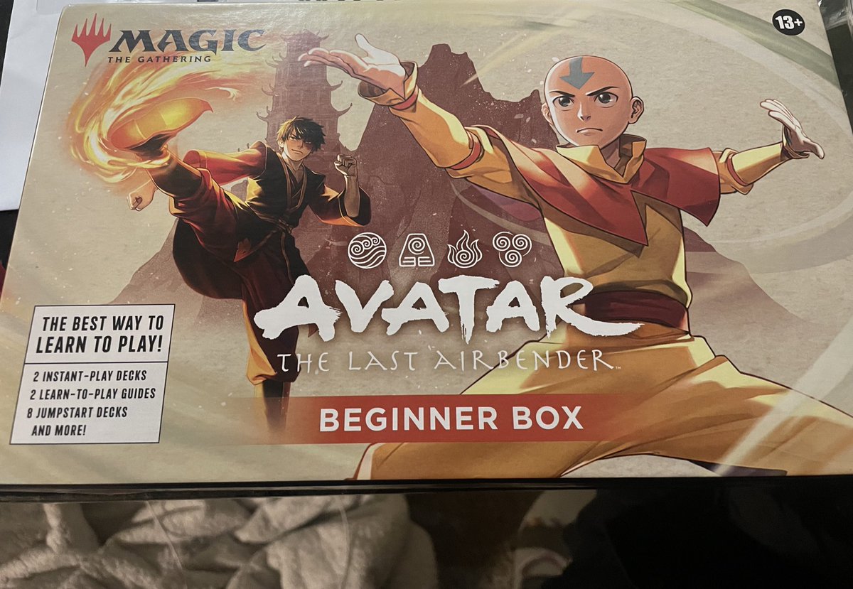 RedTwoSB's tweet image. Gonna play and learn some mtg with the wife!