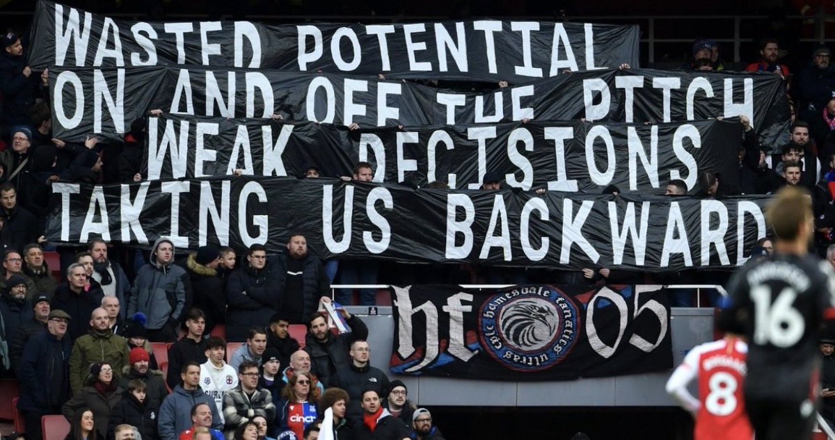 jamie_palace_'s tweet photo. WE DON’T CARE ABOUT PARISH,

HE DON’T CARE ABOUT ME,

ALL HE CARES ABOUT,

IS SAVING MONEY. 🎶 

#parishout #cpfc https://t.co/YaAMsLGnnz