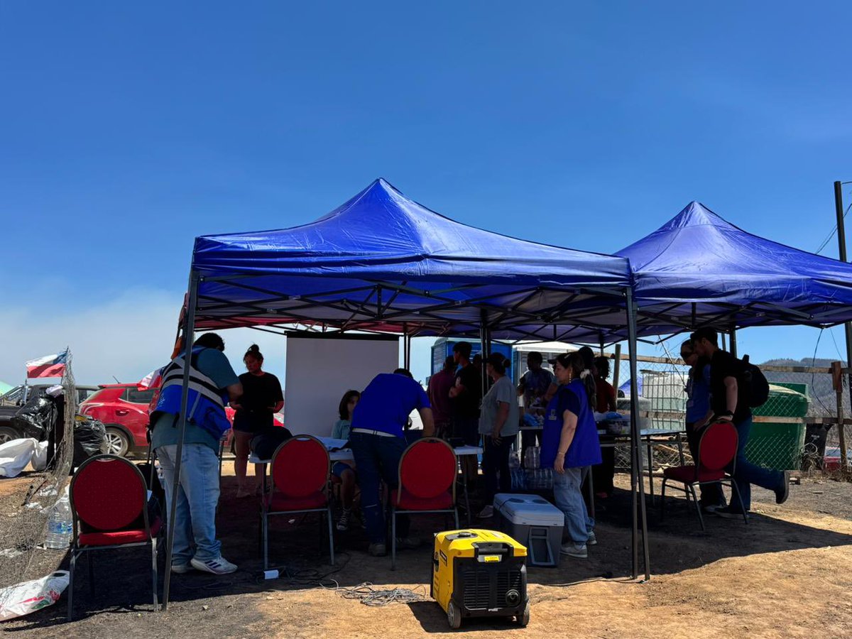 Continuamos con nuestro operativo de emergencia en el sector Lotato, comuna de Concepción. Nuestro equipo se mantiene desplegado en las zonas afectadas por los incendios, brindando apoyo y respuesta en terreno.