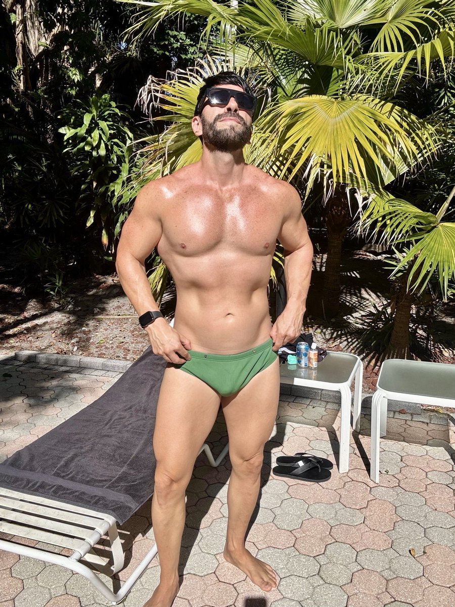 titonski's tweet photo. Hello Only Fans I’m back #onlyfans https://t.co/UqB9nJjXJn