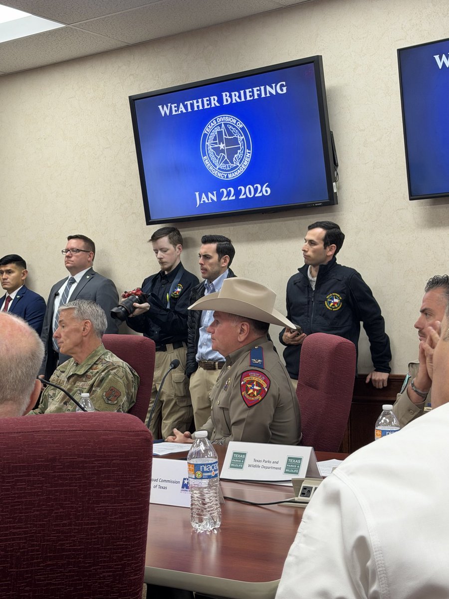 Texas DPS tweet media