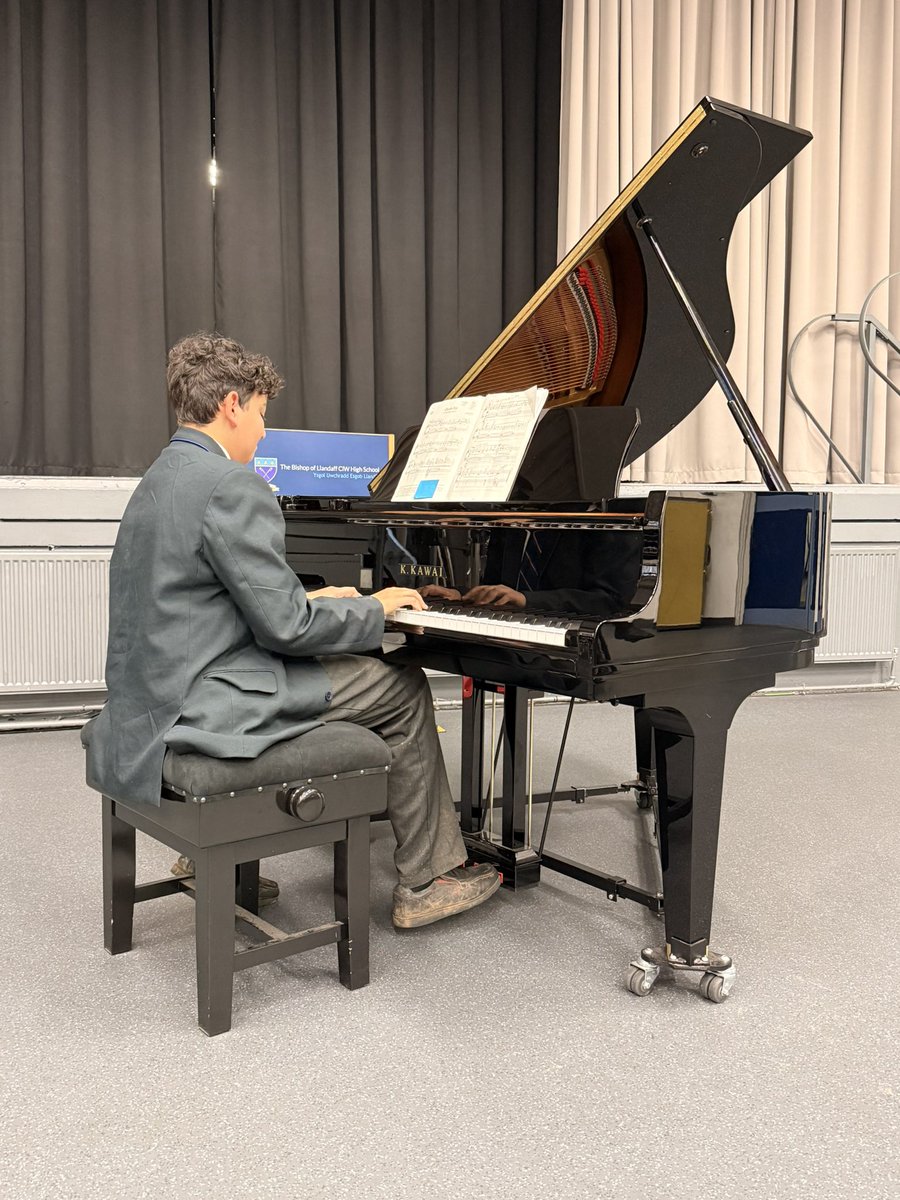 BOLHS Perf Arts Dept tweet media