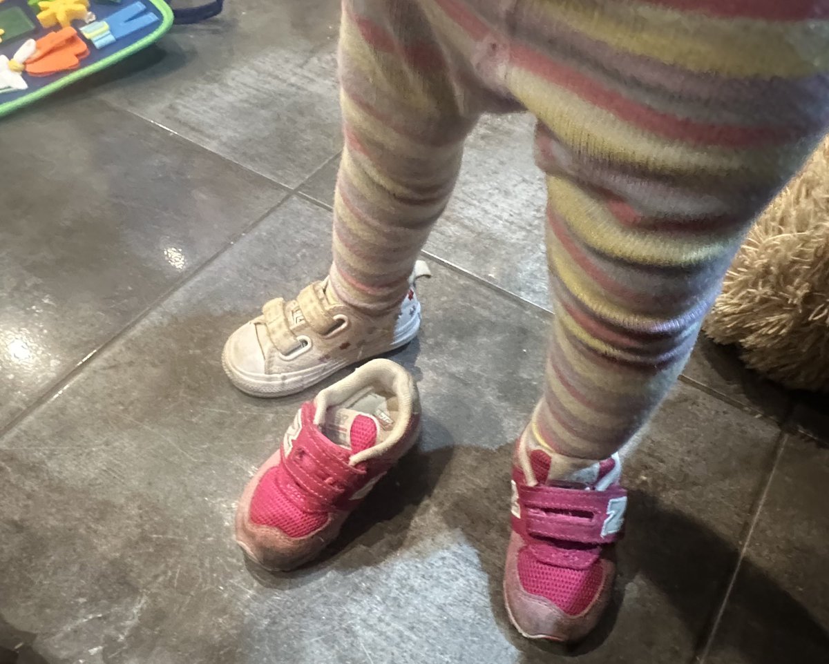 why my toddler cried today? she realized she had only 2 feet. she brought me 3 shoes and waited patiently for me to put them on her. no matter how I matched it, every time i was done and she realized one of the shoes wasn’t on her feet, she cried. we were not going anywhere
