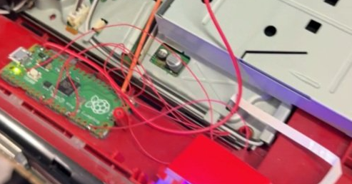 Aomsin2526              +PS3+

"BadWDSD qCFW logra CFW completo en Super Slim, Slim 3000 y 2504 recientes usando Raspberry Pi Pico. Adiós HEN: Linux, overclock real del RSX, ISOs PS2 nativas y acceso total al sistema"

Github:
github.com/aomsin2526/Bad…

youtube.com/watch?v=3SXkEh…