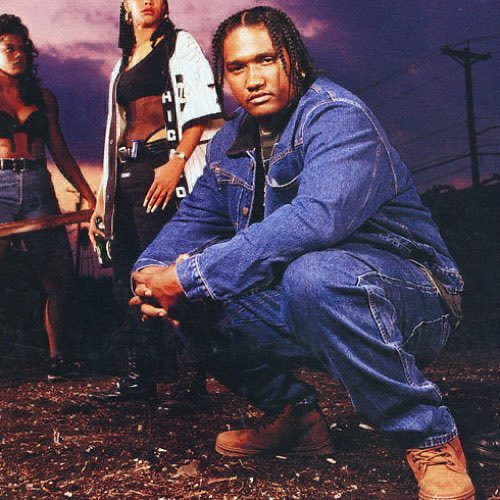 thhmuseum's tweet image. On this day in 2026, we pause to honor the life and legacy of Anthony "Apache" Peaks, who passed away 16 years ago today. 

As a cornerstone of Queen Latifah’s legendary Flavor Unit, Apache brought a raw, street-certified energy to the Golden Era. While he is most famously