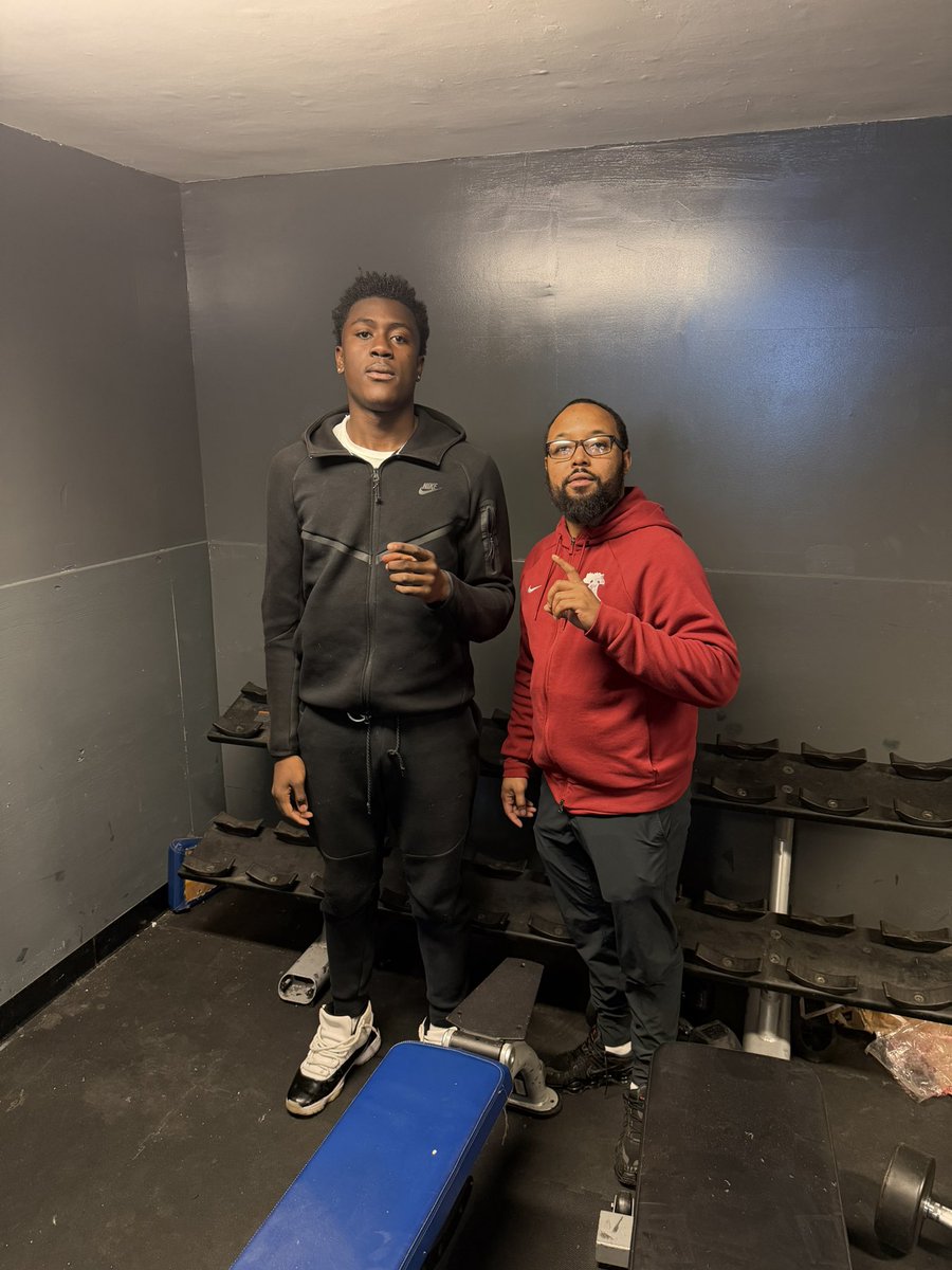 EagleAcademyBkFootball tweet media