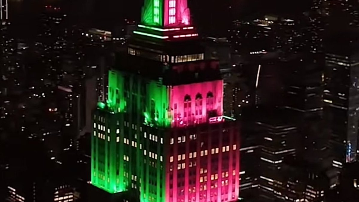 eternalsunshine's tweet image. nothing can take away the impact wicked had during 2024-2025. the world really turned pink and green