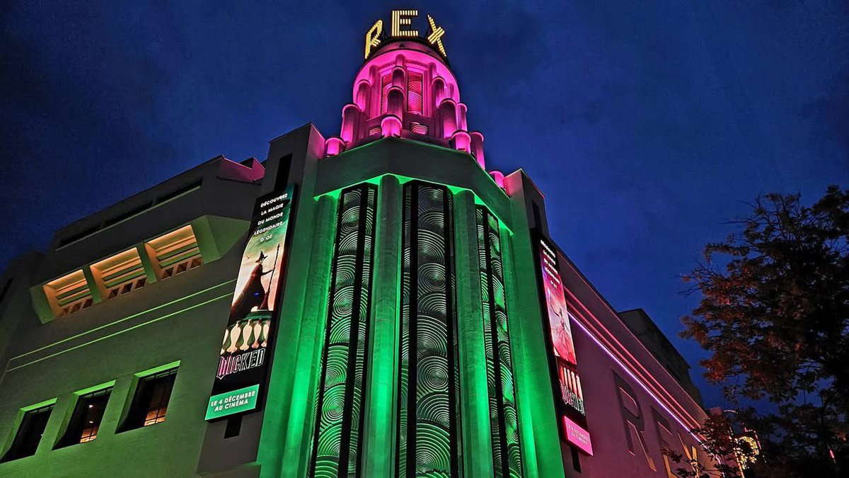 eternalsunshine's tweet image. nothing can take away the impact wicked had during 2024-2025. the world really turned pink and green