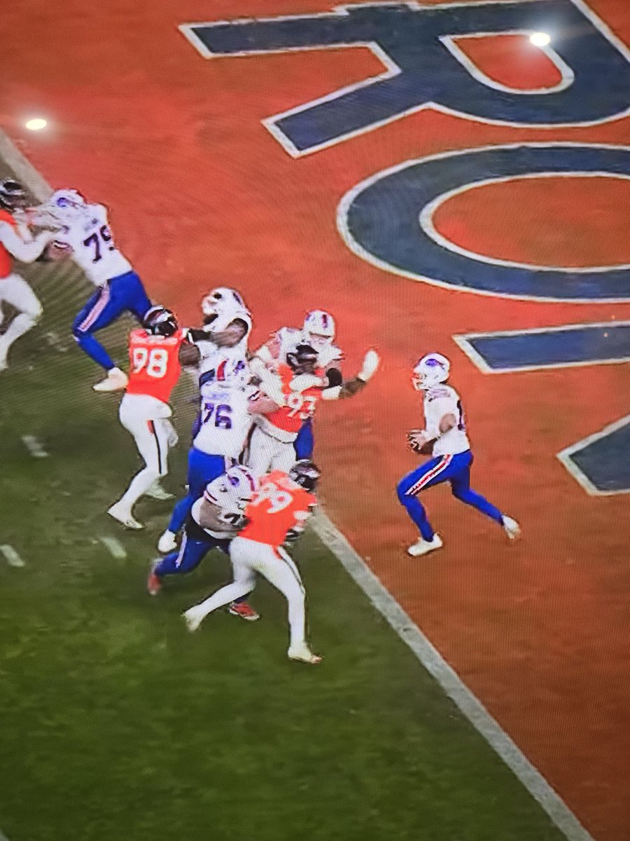 Scott Hay tweet media