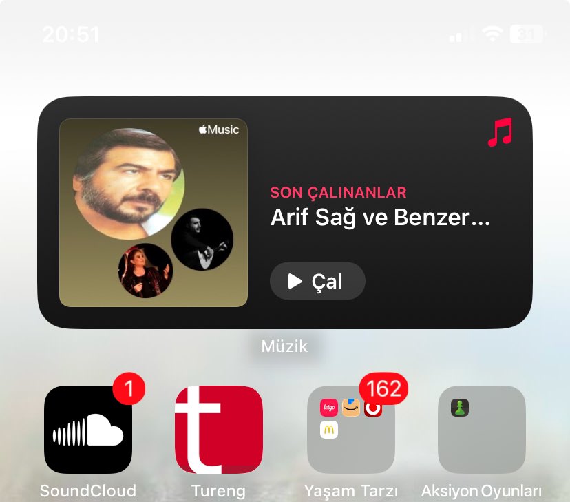 Manitayı özlediğim çok mu belli oluyo