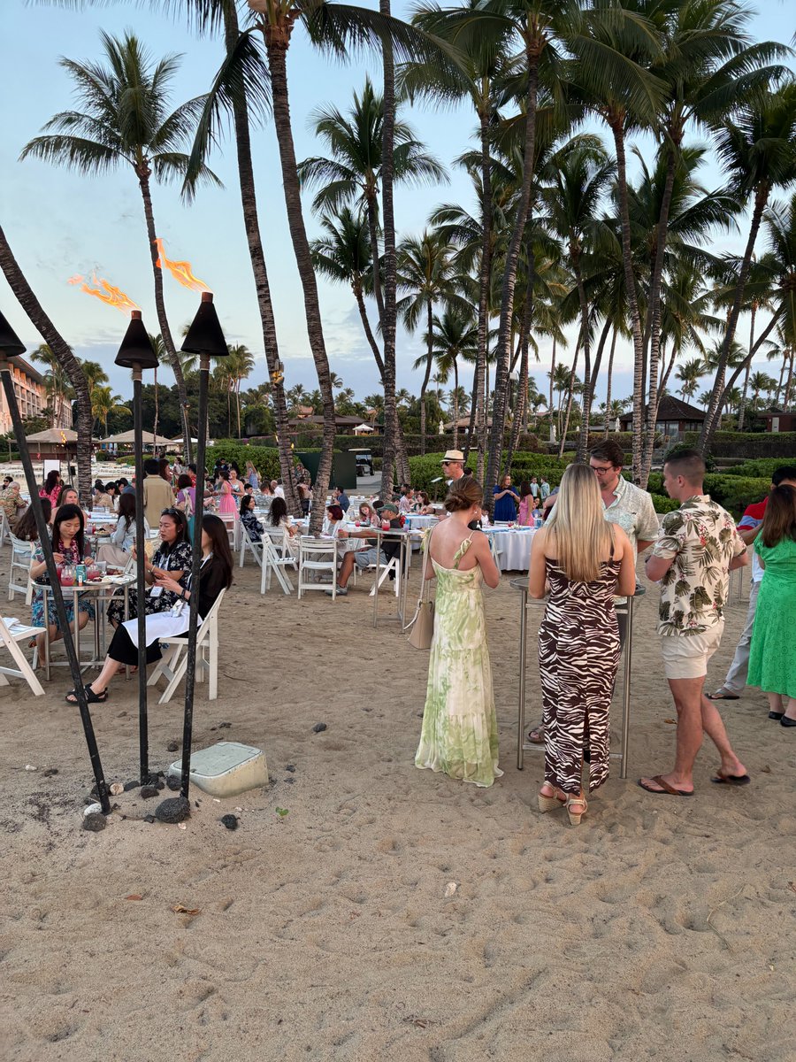 ASE360's tweet photo. #EchoHawaii 2026 featured state-of-the-art methods for evaluating ventricular systolic and diastolic function, valve function, pericardial disease, ischemic heart disease, critical care echo, cardiac POCUS and use of TEE. 🌺🌴 https://t.co/W0ovSduGMm