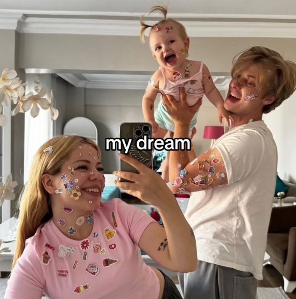 . (@redlightfairy) on Twitter photo 