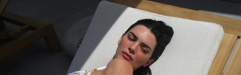 sirencrave's tweet photo. tap the post to reveal kendall jenner... she's unreal