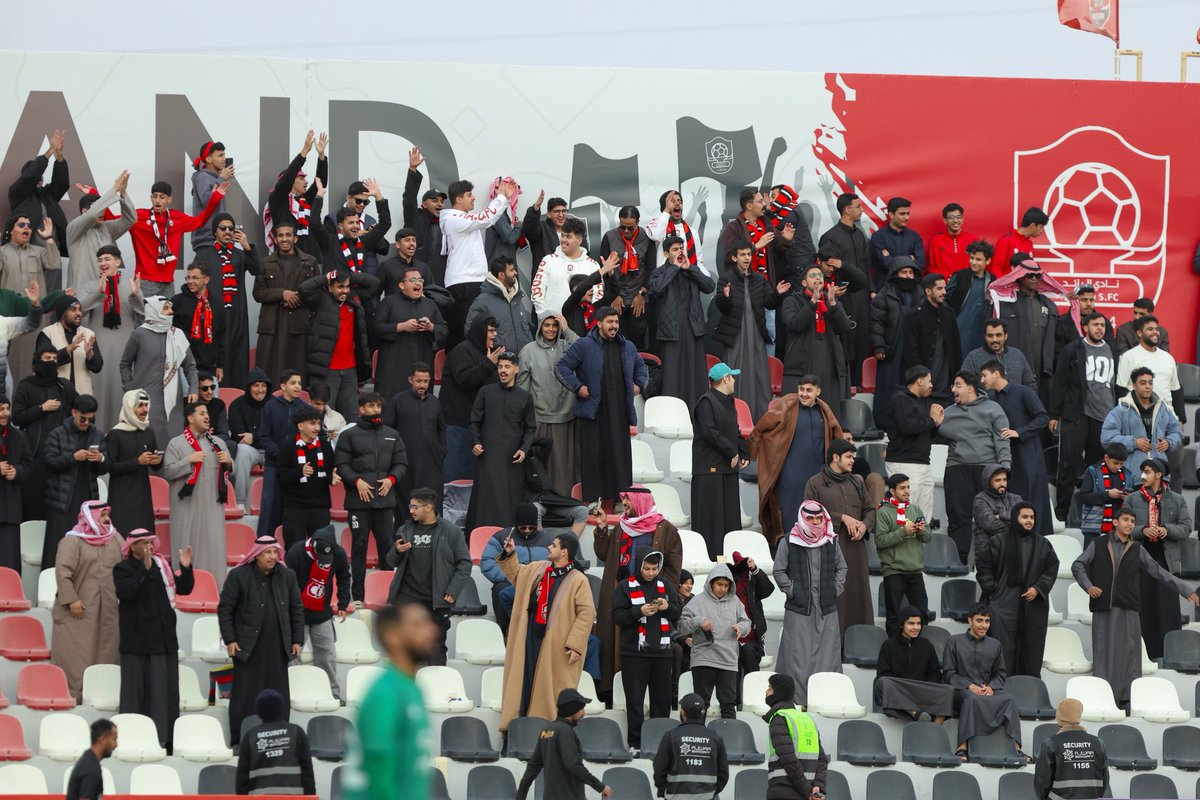 مدرج الرائد tweet media