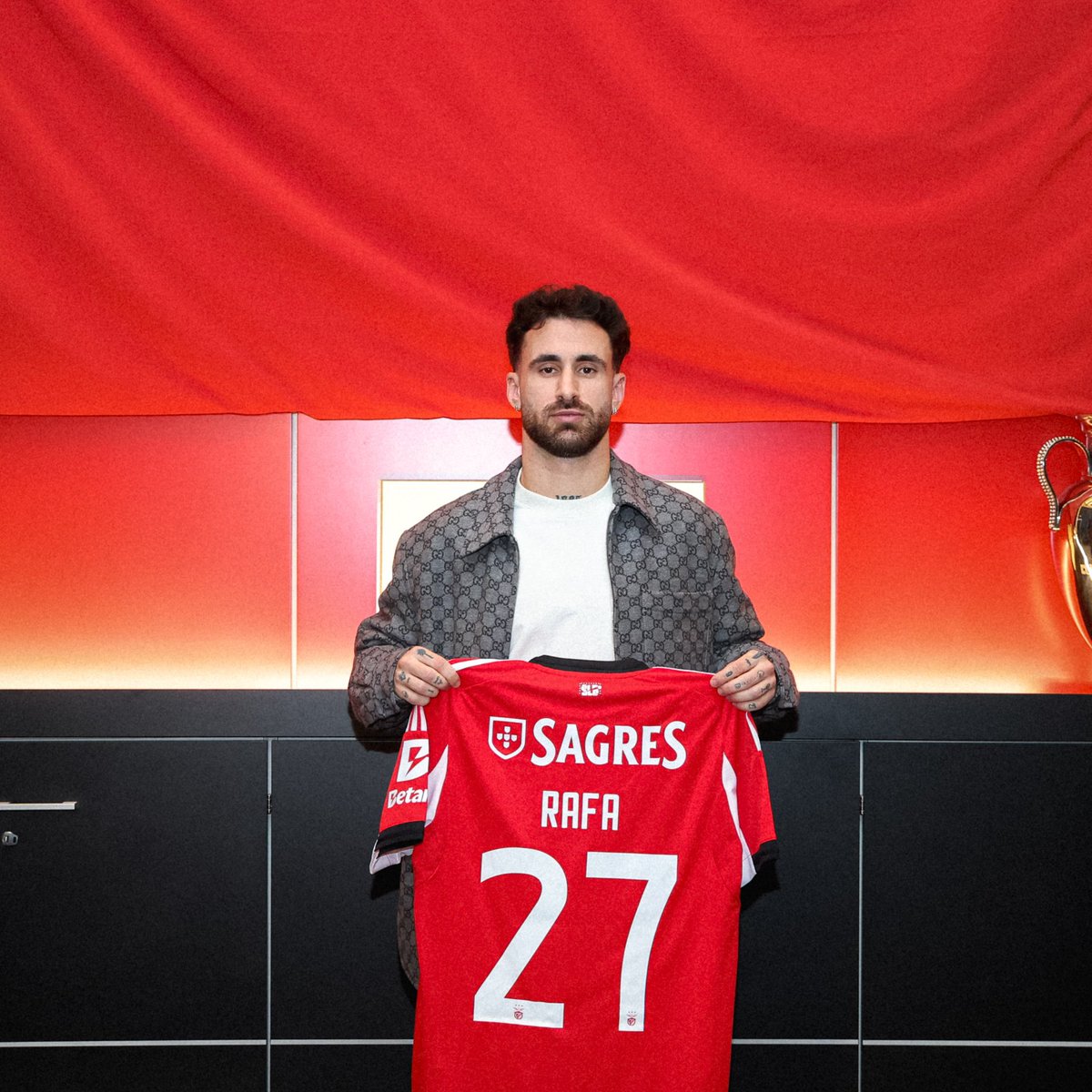 KartalRecord's tweet photo. Rafa Silva, imzayı attı. https://t.co/5ZtTH4X4cW