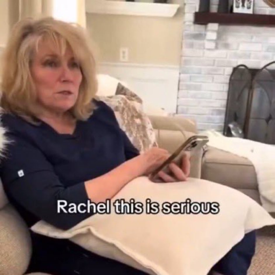 heyjaeee's tweet image. So Robyn, RAYE &amp;amp; Slayyyter all wanna release their albums on march 27th huh