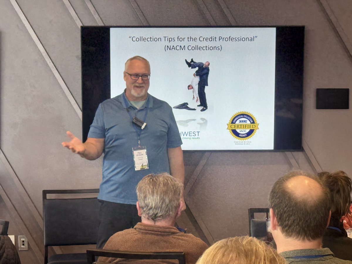 HandleBBlocks's tweet image. The Handle.com BuildingBlocks Community Summit &amp;amp; Social kicks-off here in Woodbury, MN with Paul Krause  with NACM Southwest  #buildingblocks