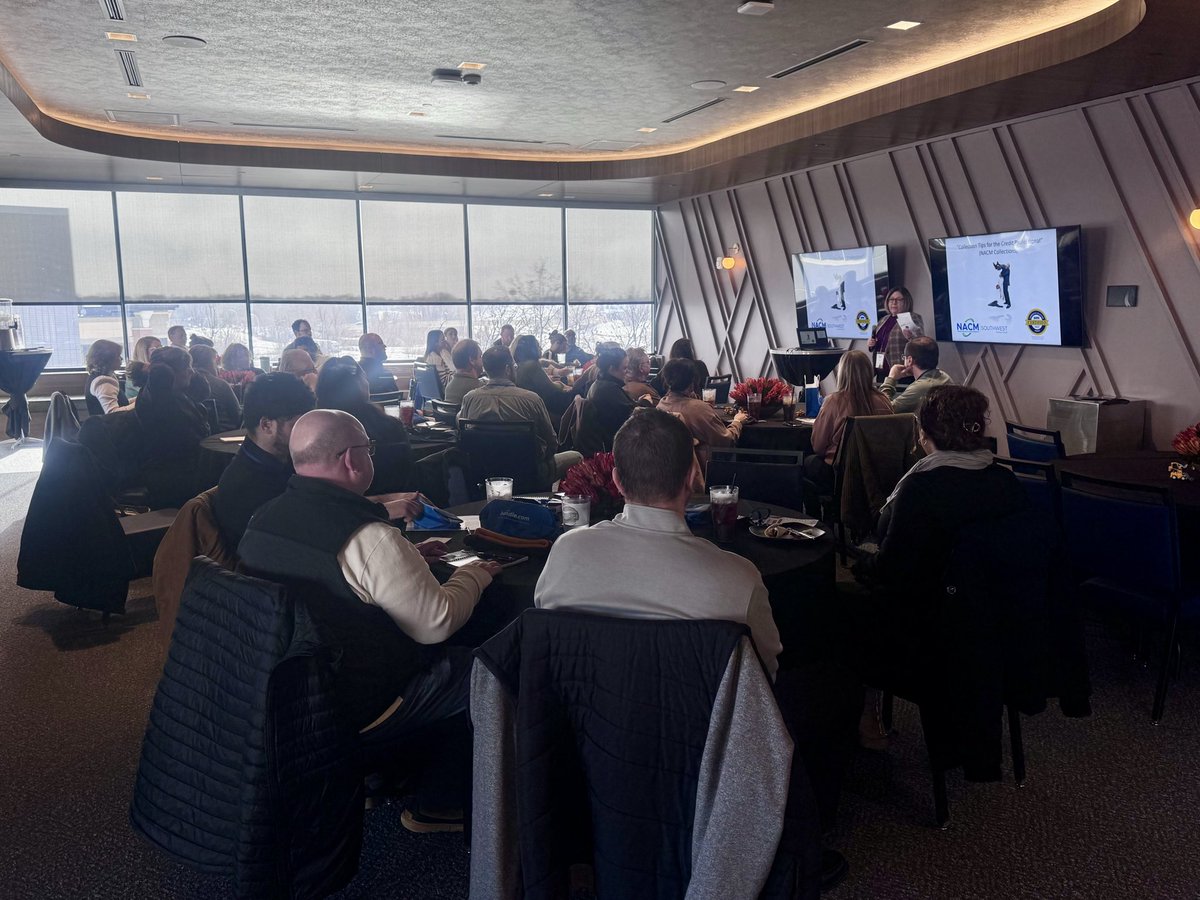 HandleBBlocks's tweet image. The Handle.com BuildingBlocks Community Summit &amp;amp; Social kicks-off here in Woodbury, MN with Paul Krause  with NACM Southwest  #buildingblocks