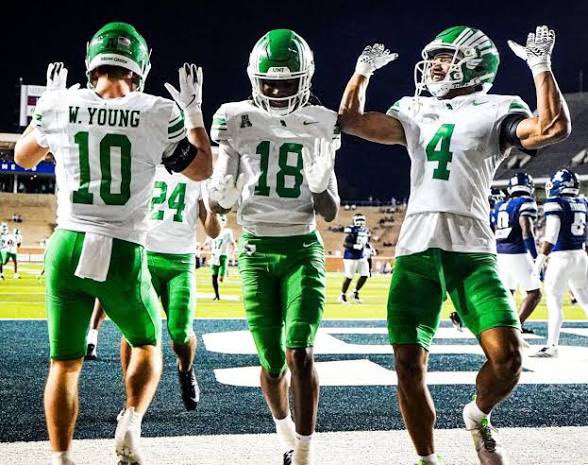 Jessie_Mehki's tweet image. #AGTG After A great conversation with @coachjordan03 I am blessed to receive my 10th Offer from the University of North Texas⚪️🟢!!!

@CoachNine7 @CoachButler5
@CoachMorrisLOE1 @Only1MarcusBag
@BERKNERFOOTBALL @berknerathletic @glomanlam @AlrichJessie @247Sports @MeanGreenFB