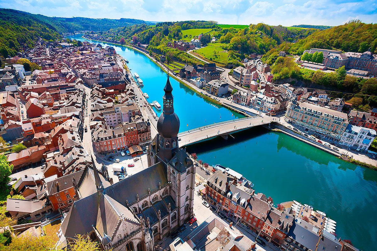 nexta_tv's tweet image. An embarrassing mistake: the White House confused Belgium with Belarus

Belgium appeared on the list of participants in Trump’s Board of Peace, but in reality the country has not signed anything.

Belgium’s foreign minister, Maxime Prévot, reported the error.

It is likely that…