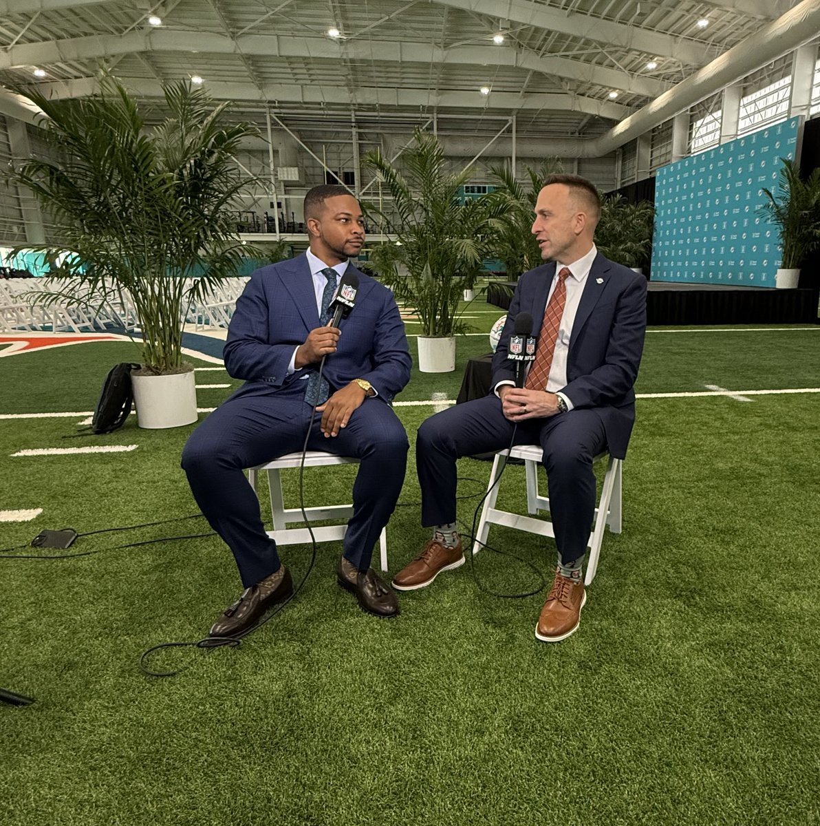 CameronWolfe's tweet image. I got a chance to have engaging 1-on-1 chats with new Dolphins HC Jeff Hafley and GM Jon-Eric Sullivan on their vision to bring Miami back to top today.

Catch full interviews on @nflnetwork The Insiders 7pm ET: