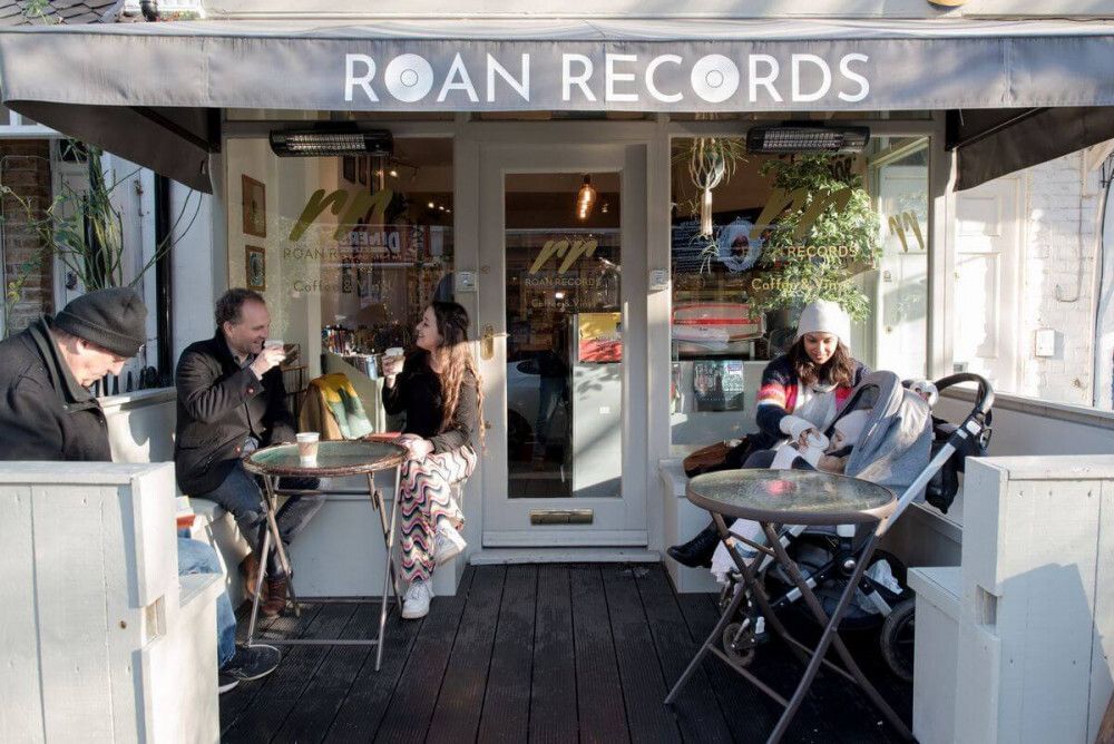 UK Record Shops tweet media